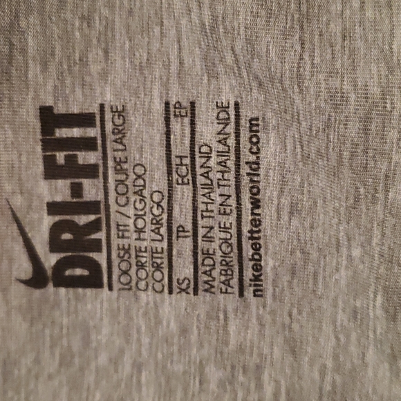 Nike Tank - Picture 4 of 4